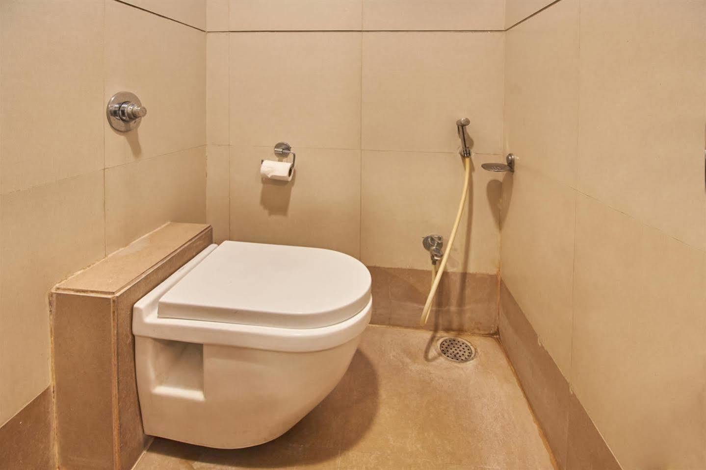 Hotel Adi Ναγκπούρ Εξωτερικό φωτογραφία
