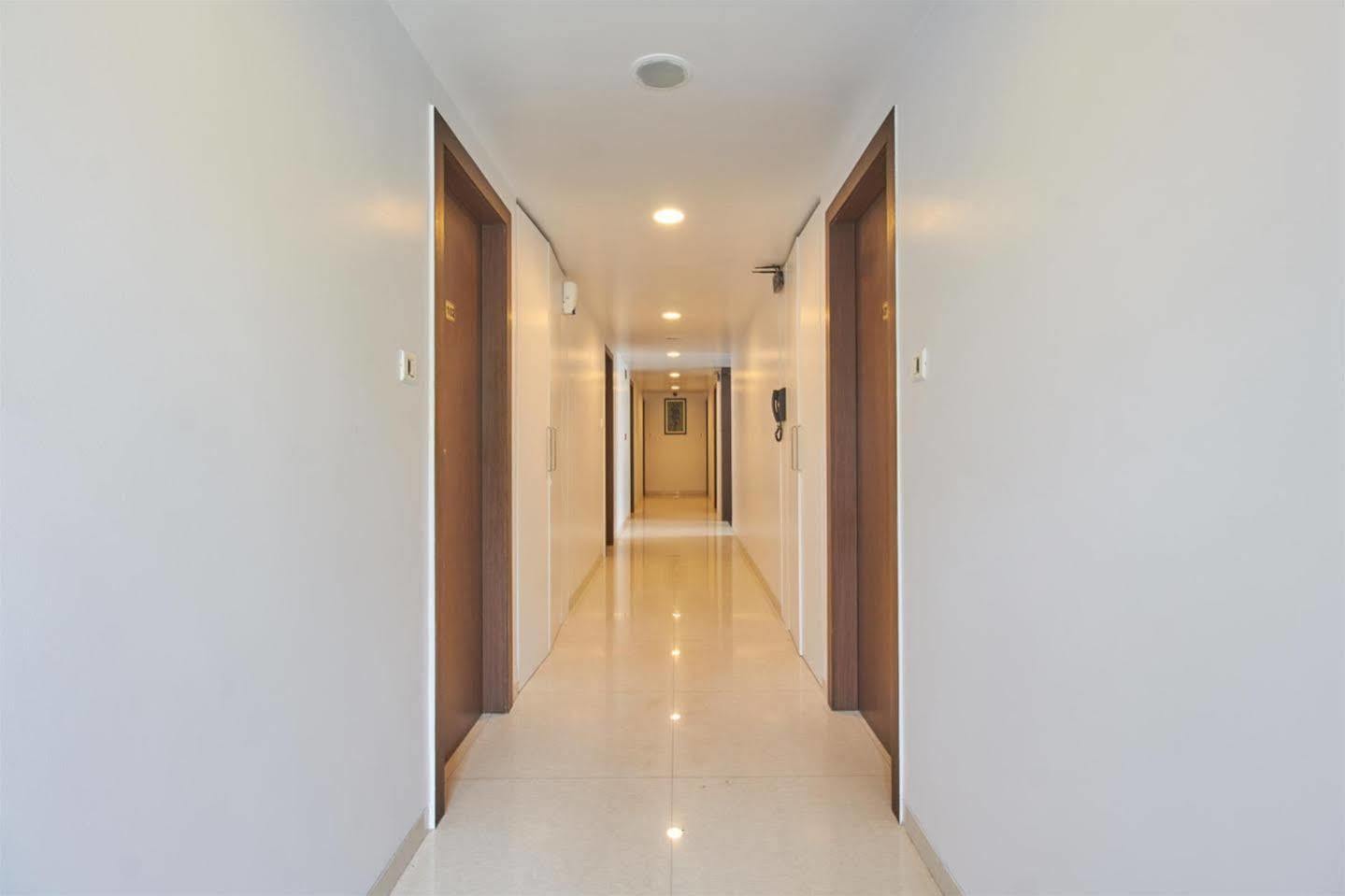 Hotel Adi Ναγκπούρ Εξωτερικό φωτογραφία